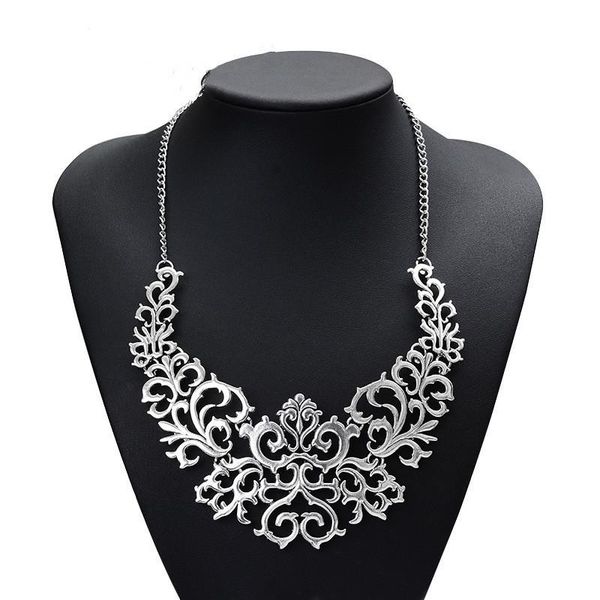 chokers exaggeration retro hollow out carved short clavicle chain necklace metal sweater fashion jewelry wholesale, Golden;silver
chokers exaggeration retro hollow out carved short clavicle chain necklace metal sweater fashion jewelry wholesale, Golden;silver