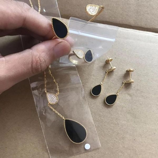 wedding jewelry sets trendy necklace earrings for women accessories full cubic zirconia bridal pendientes mujer moda, Slivery;golden
wedding jewelry sets trendy necklace earrings for women accessories full cubic zirconia bridal pendientes mujer moda, Slivery;golden
