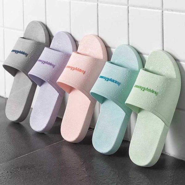 2021 new women's indoor home bathroom couple cool men's summer plastic slippers, Black
2021 new women's indoor home bathroom couple cool men's summer plastic slippers, Black