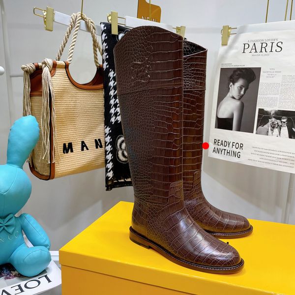 luxury women designer boots martin desert boo ts s flamingo love arrow medal 100% genuine leather thick winter shoes high heel size 35-40 -n, Black
luxury women designer boots martin desert boo ts s flamingo love arrow medal 100% genuine leather thick winter shoes high heel size 35-40 -n, Black