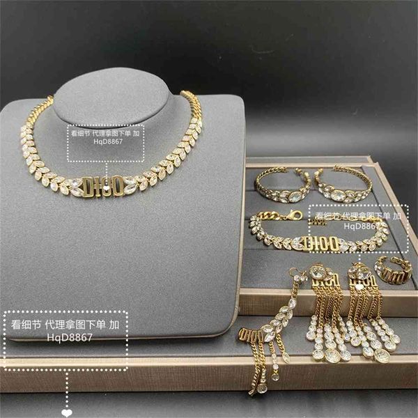 2021 luxury designer jewelry necklace, female letter, nail, tassel, 2021 star ring, tiktok, hand chain ornament., Silver
2021 luxury designer jewelry necklace, female letter, nail, tassel, 2021 star ring, tiktok, hand chain ornament., Silver