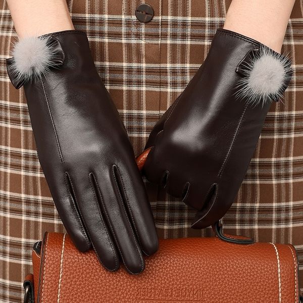 leather gloves women's autumn and winter plush thickened warm driving electric vehicle outdoor first layer sheepskin touch screen, Black
leather gloves women's autumn and winter plush thickened warm driving electric vehicle outdoor first layer sheepskin touch screen, Black