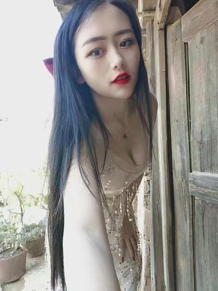 casual dresses evening dress leaky back suspender dress female 2022 summer new temperament v-neck sequined hollow sexy, Black;gray
casual dresses evening dress leaky back suspender dress female 2022 summer new temperament v-neck sequined hollow sexy, Black;gray