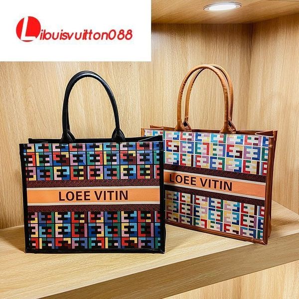 ladies designer handbags 2021 bag women's large capacity shoulder fashion net red texture printed portable tote shopping
ladies designer handbags 2021 bag women's large capacity shoulder fashion net red texture printed portable tote shopping