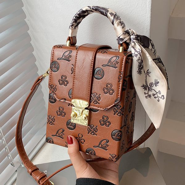 factory direct sale 75% off advanced feeling 2021 autumn new female portable small square versatile messenger mobile bags
factory direct sale 75% off advanced feeling 2021 autumn new female portable small square versatile messenger mobile bags