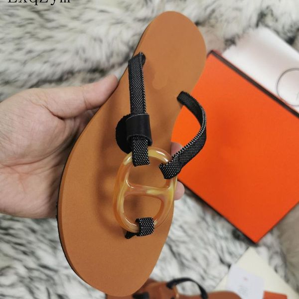 slippers classic luxury simple atmospher strap women sandals high-end customized shoes flip flops size 35-44, Black
slippers classic luxury simple atmospher strap women sandals high-end customized shoes flip flops size 35-44, Black
