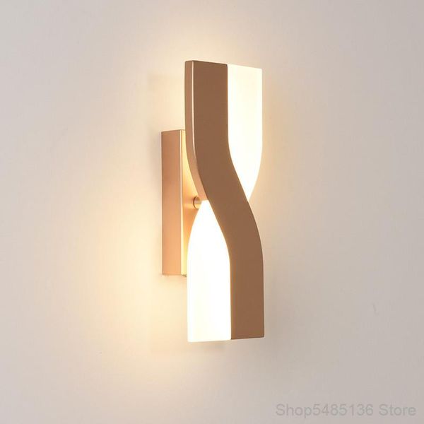 wall lamp nordic modern minimalist bedside lamps living room bedroom rotatable led sconce background aisle lighting decoration
wall lamp nordic modern minimalist bedside lamps living room bedroom rotatable led sconce background aisle lighting decoration