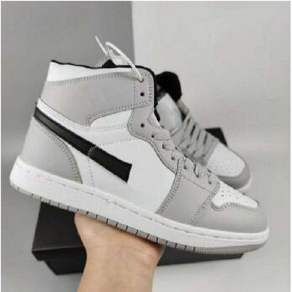 2021 new mens basketball shoes womens sports shoe high og 1s university blue electro orange dark mocha bred shadow unc twist sneakers traine, Black
2021 new mens basketball shoes womens sports shoe high og 1s university blue electro orange dark mocha bred shadow unc twist sneakers traine, Black