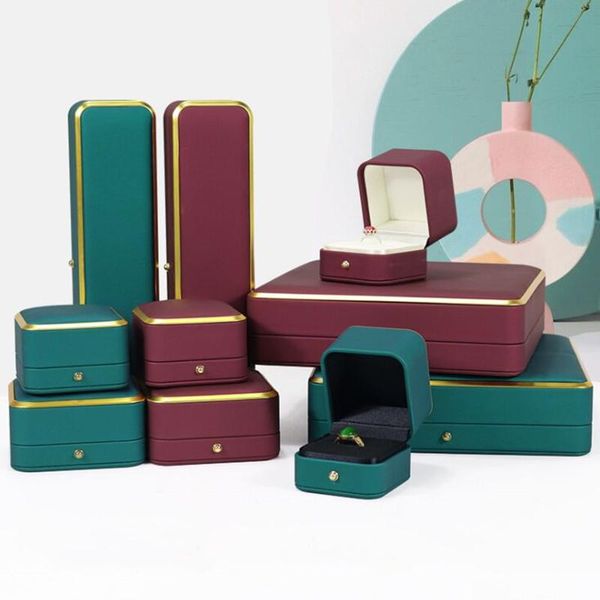 gift wrap green/ wine red round corner phnom penh jewelry box creative nail ring necklace bracelet
gift wrap green/ wine red round corner phnom penh jewelry box creative nail ring necklace bracelet