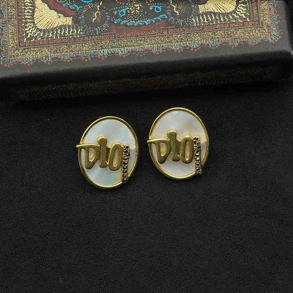 70% off letter ellipse simple women's fashion sense temperament 925 silver needle earrings 
70% off letter ellipse simple women's fashion sense temperament 925 silver needle earrings