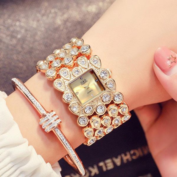wristwatches square full diamond quartz women gold watches crystal female wristwatch rhinestone ladies clock montre femme 2021, Slivery;brown
wristwatches square full diamond quartz women gold watches crystal female wristwatch rhinestone ladies clock montre femme 2021, Slivery;brown