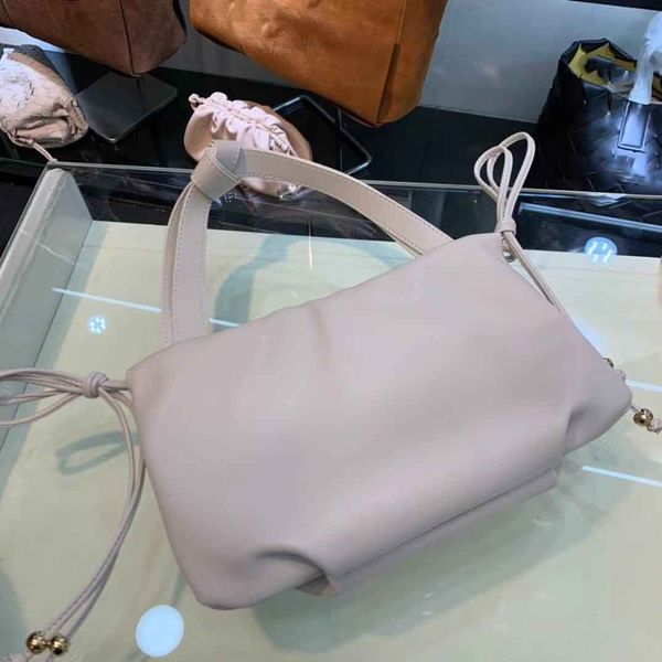 europe 2021 women bags handbag famous designer handbags ladies handbag fashion tote bag women's shop bags backpack d43, Black
europe 2021 women bags handbag famous designer handbags ladies handbag fashion tote bag women's shop bags backpack d43, Black