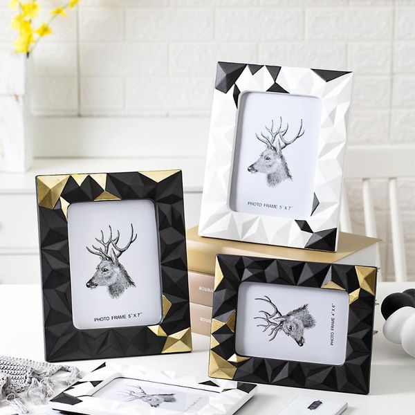 nordic ceramic crafts color matching po picture frame home furnishings gifts soft bedroom decorations modern personalized frames
nordic ceramic crafts color matching po picture frame home furnishings gifts soft bedroom decorations modern personalized frames