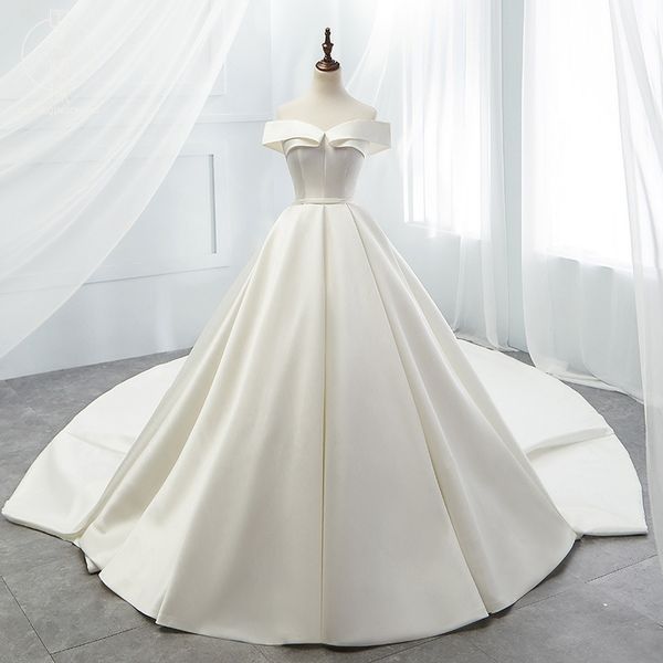 one shoulder 2021 summer new fluffy princess slim wedding dress simple trailing satin wedding dress, White;black
one shoulder 2021 summer new fluffy princess slim wedding dress simple trailing satin wedding dress, White;black