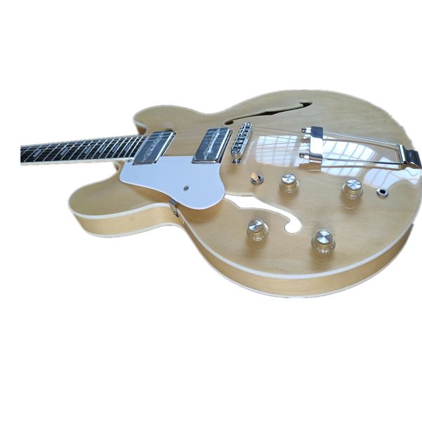 35 left hand electric guitar semi-hollow maple body mahogany neck rosewood fingerboard steel case p90 pickups white pickguard
35 left hand electric guitar semi-hollow maple body mahogany neck rosewood fingerboard steel case p90 pickups white pickguard