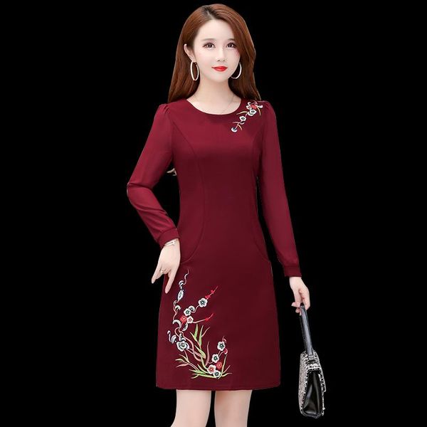casual dresses women's spring autumn style dress elegant embroidery o-neck printed long sleeve ss1623, Black;gray
casual dresses women's spring autumn style dress elegant embroidery o-neck printed long sleeve ss1623, Black;gray