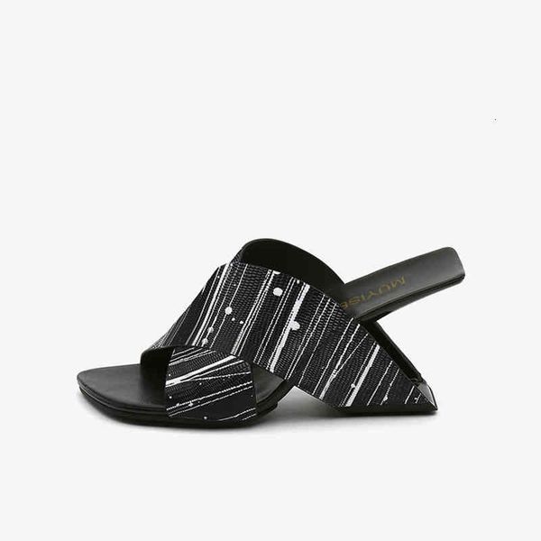 sandals pantufas femininas de salto alto, cores mistas, para o verão, 8cm, sapatos com cunha hollowed, mulheres, hl140 juvenisexi 1ojd, Black
sandals pantufas femininas de salto alto, cores mistas, para o verão, 8cm, sapatos com cunha hollowed, mulheres, hl140 juvenisexi 1ojd, Black