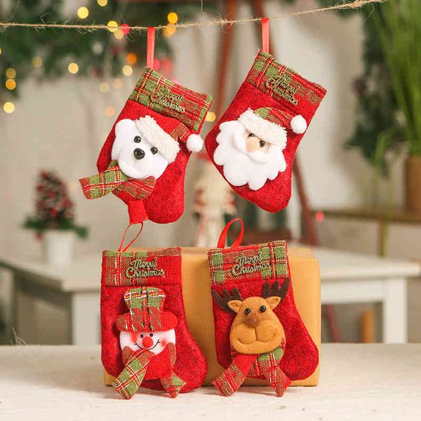 qiaoding new decoration small non-woven old man snowman elk christmas socks children's gift bag
qiaoding new decoration small non-woven old man snowman elk christmas socks children's gift bag