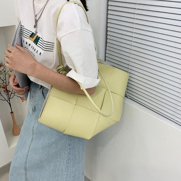 evening bags design women lingge tote bag large capacity shoulder female underarm purse woven handbag 01-sb-ttdrbb
evening bags design women lingge tote bag large capacity shoulder female underarm purse woven handbag 01-sb-ttdrbb