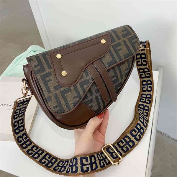 saddle bag women's spring and summer new fashion single shoulder messenger bag fashion printed armpit versatile purse black friday
saddle bag women's spring and summer new fashion single shoulder messenger bag fashion printed armpit versatile purse black friday