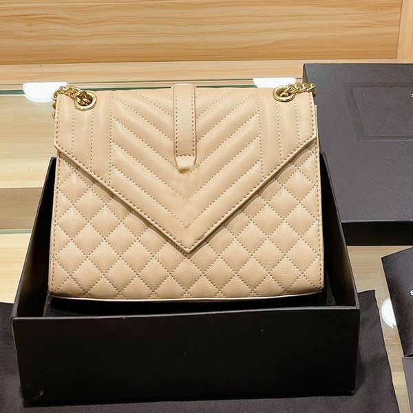 2021 single shoulder bag for women plain covered handbag chains shoulders straps lady corssbody bags size 25*18cm
2021 single shoulder bag for women plain covered handbag chains shoulders straps lady corssbody bags size 25*18cm