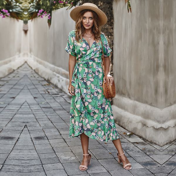 summer ladies vacation style medium long floral print women 2021 new elegant ruffles v-neck short sleeve beach dress, Black;gray
summer ladies vacation style medium long floral print women 2021 new elegant ruffles v-neck short sleeve beach dress, Black;gray