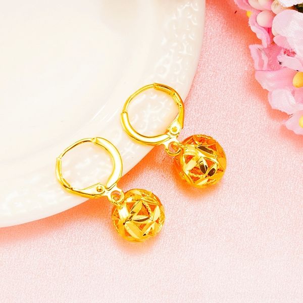 XAW9 luxurious and small stud imitation 24k hollow out ball women's simple and earrings vietnam shajin short earrings, Golden;silver
XAW9 luxurious and small stud imitation 24k hollow out ball women's simple and earrings vietnam shajin short earrings, Golden;silver