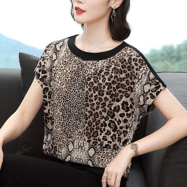 short sleeve t-shirt women's leopard print summer women's 2020 loose new slim fashion ice silk bottomed shirt, Gray;blue
short sleeve t-shirt women's leopard print summer women's 2020 loose new slim fashion ice silk bottomed shirt, Gray;blue