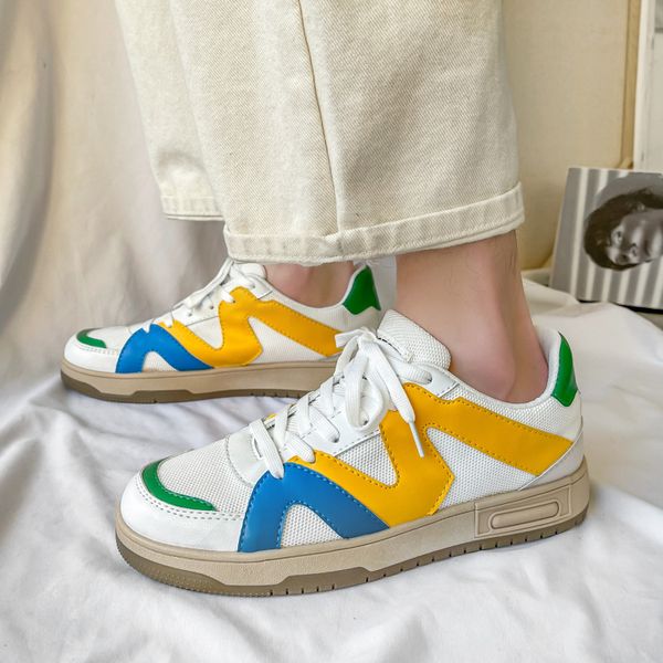 2021 mesh breathable mens casual sneakers flat casual shoes men spring color block design men vulcanized shoes chaussure homme
2021 mesh breathable mens casual sneakers flat casual shoes men spring color block design men vulcanized shoes chaussure homme