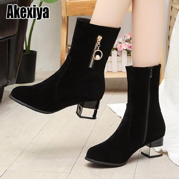 boots autumn high thick heels women zip ankle boot female round toe ladies suede casual shoes 2021 big size 35-40 p206, Black
boots autumn high thick heels women zip ankle boot female round toe ladies suede casual shoes 2021 big size 35-40 p206, Black