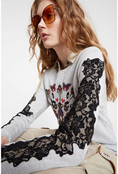 women's sweaters spanish original single printed lace stitching slim knit sweater, White;black
women's sweaters spanish original single printed lace stitching slim knit sweater, White;black