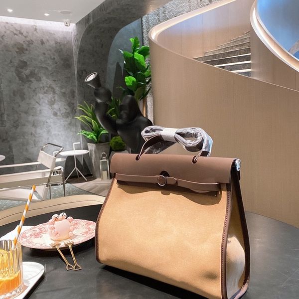 2021 new fashion womens luxurys totes h bags lady bag design high-end large capacity handbag purse original
2021 new fashion womens luxurys totes h bags lady bag design high-end large capacity handbag purse original