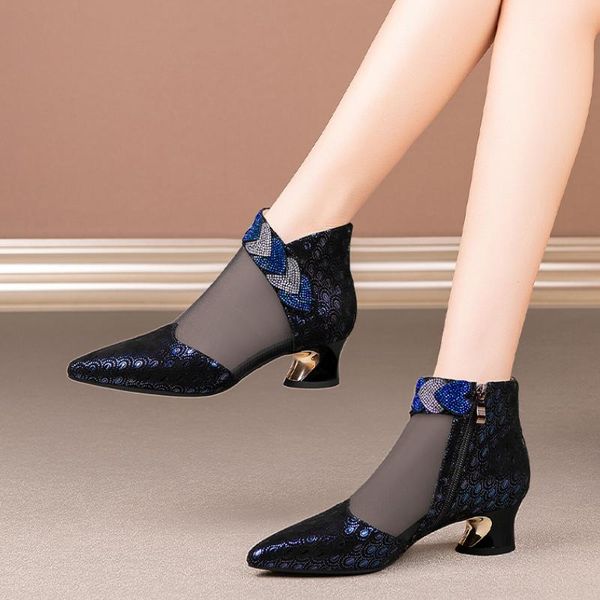 summer fashion solid mesh med heels pointed toe cross lines ankle lady boots grace women ventilate boot black/blue
summer fashion solid mesh med heels pointed toe cross lines ankle lady boots grace women ventilate boot black/blue