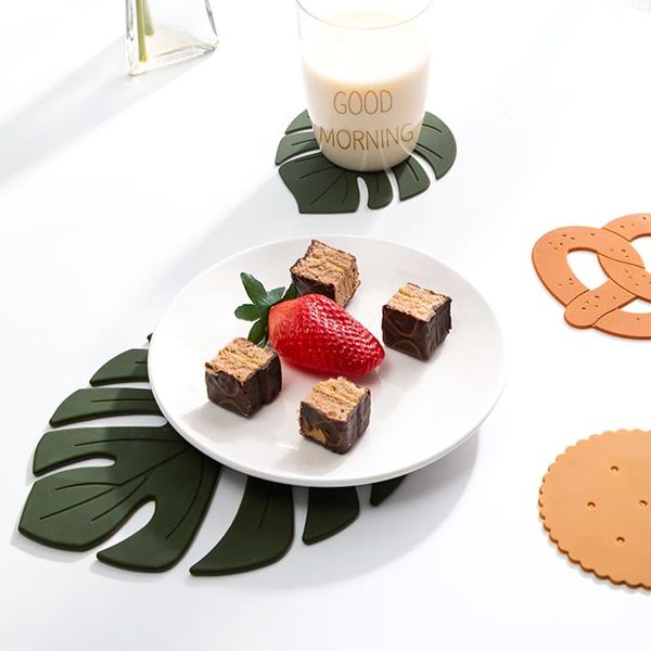 mats & pads 2pcs artificial fake tropical monstera leaf kitchen placemat mat bowl anti-slip pad table decor plate for dining
mats & pads 2pcs artificial fake tropical monstera leaf kitchen placemat mat bowl anti-slip pad table decor plate for dining