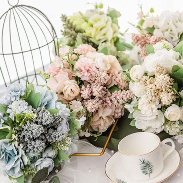 decorative flowers & wreaths nordic simulation flower bouquet fake rose indoor living room decoration table holding silk art plastic flowe
decorative flowers & wreaths nordic simulation flower bouquet fake rose indoor living room decoration table holding silk art plastic flowe