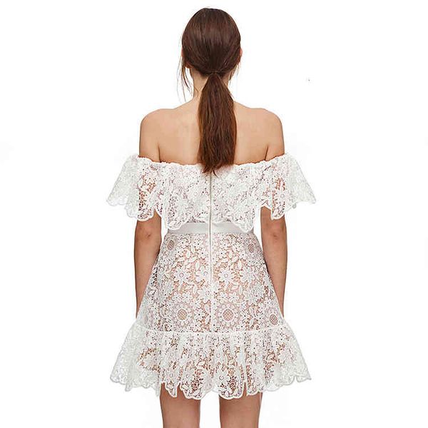 casual dresses runway new 2021 summer lace dress women off shoulder slash neck vintage embroidery flowers patchwork white min, Black;gray
casual dresses runway new 2021 summer lace dress women off shoulder slash neck vintage embroidery flowers patchwork white min, Black;gray
