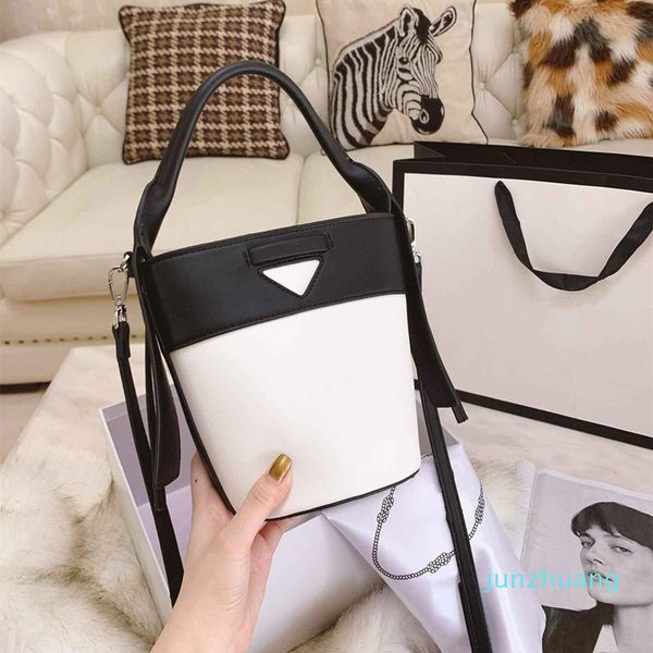 designer- womens fashion bag handbags handbags wallets leather chain bag crossbody and shoulder bags 19cm
designer- womens fashion bag handbags handbags wallets leather chain bag crossbody and shoulder bags 19cm