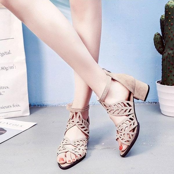 sandals 2021 eur style women summer zipper shoes hollow out faux leather rhinestones thick heel, Black
sandals 2021 eur style women summer zipper shoes hollow out faux leather rhinestones thick heel, Black
