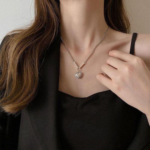 chains fmily love retro 925 sterling silver necklace ins simple personality hip-hop trendy jewelry for girlfriend gifts
chains fmily love retro 925 sterling silver necklace ins simple personality hip-hop trendy jewelry for girlfriend gifts