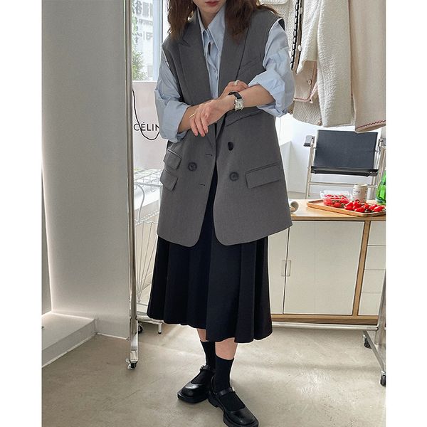 2021 autumn winter sleevels coat women's fashionable contrast color dign sense loose suit vt, Black;white
2021 autumn winter sleevels coat women's fashionable contrast color dign sense loose suit vt, Black;white