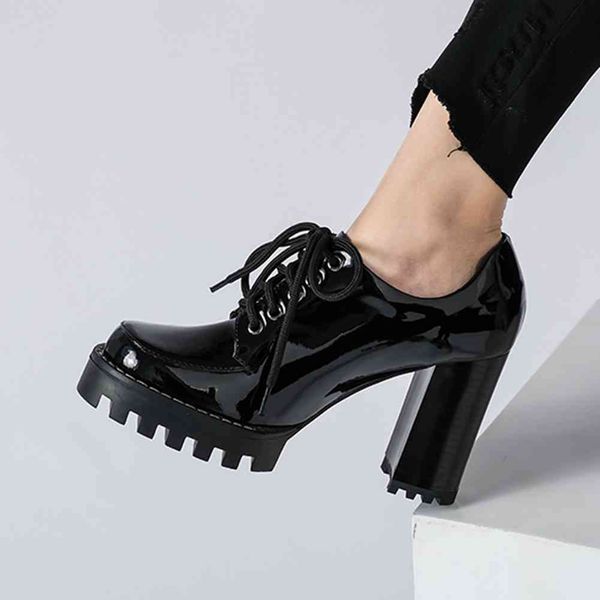 sandals 2021 office lady lace up solid black shoes genuine leather sewing platform high heels women design pumps 
sandals 2021 office lady lace up solid black shoes genuine leather sewing platform high heels women design pumps