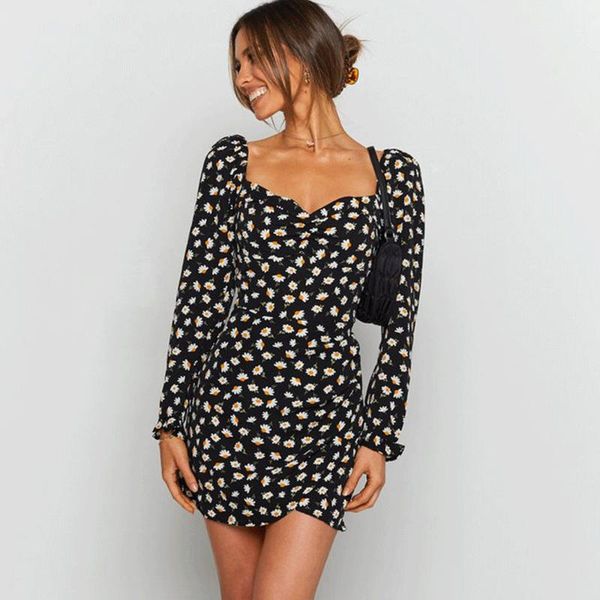 casual dresses women daisy print mini dress elegant vintage fashion sweetheart neck long sleeve backless female party vestidos, Black;gray
casual dresses women daisy print mini dress elegant vintage fashion sweetheart neck long sleeve backless female party vestidos, Black;gray
