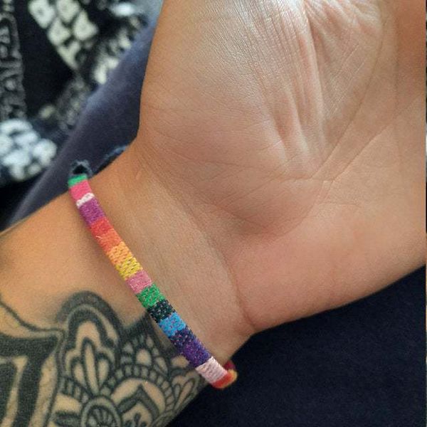 kimter rainbow lgbt pride bracelets handmade braided friendship string anklet bracelet for gay lesbian adjustable size a45z, Golden;silver
kimter rainbow lgbt pride bracelets handmade braided friendship string anklet bracelet for gay lesbian adjustable size a45z, Golden;silver