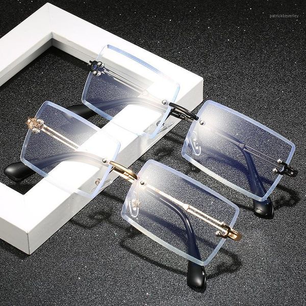 sunglasses 2021 blue light blocking glasses for men women retro rectangular transparent lenses big sun lady uv400 nx, White;black
sunglasses 2021 blue light blocking glasses for men women retro rectangular transparent lenses big sun lady uv400 nx, White;black