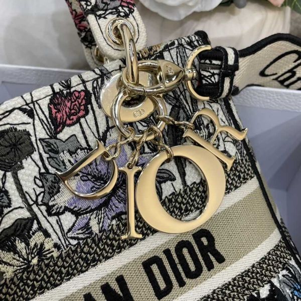 handbag lady 2021 china exclusive garden flower embroidery handbag handbag zly