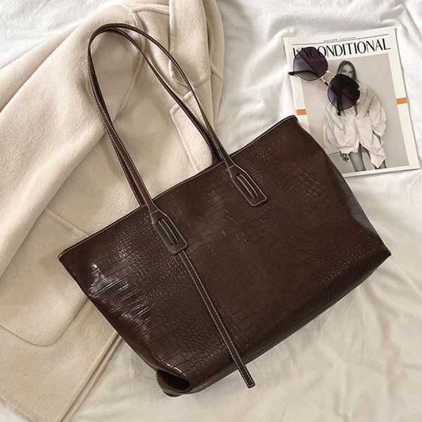 cross body crocodile shoulder bags for women 2021 fashion handbags totes ladies large capacity solid color vintage purses
cross body crocodile shoulder bags for women 2021 fashion handbags totes ladies large capacity solid color vintage purses