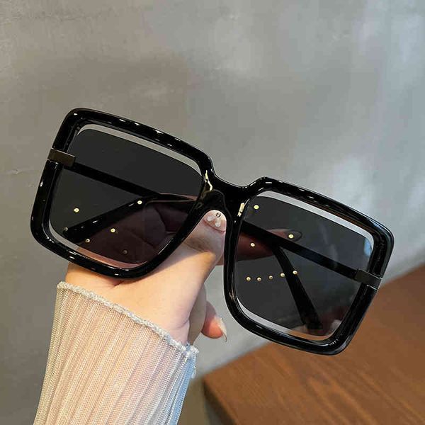 sunglasses 2022 new sunglasses black men's and women's fashion net red hollow out square large frame anti ultraviolet, White;black
sunglasses 2022 new sunglasses black men's and women's fashion net red hollow out square large frame anti ultraviolet, White;black