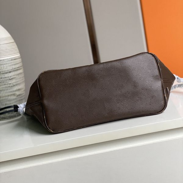 2 in 1 leather shoulder bag +small pouch luxury designer fashion m40995 brown letter and checkerboard large capacit
2 in 1 leather shoulder bag +small pouch luxury designer fashion m40995 brown letter and checkerboard large capacit