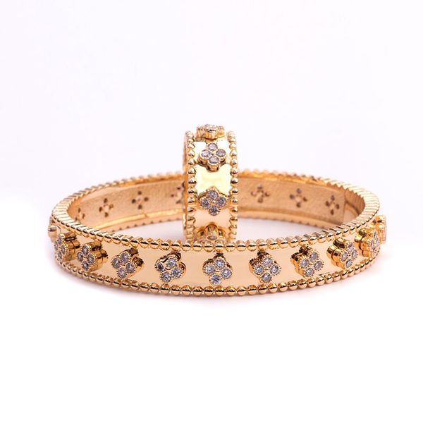 japanese and korean style copper plated chrysanthemum flower bracelet lace lady fashion hollow ring wholesale, Golden;silver
japanese and korean style copper plated chrysanthemum flower bracelet lace lady fashion hollow ring wholesale, Golden;silver