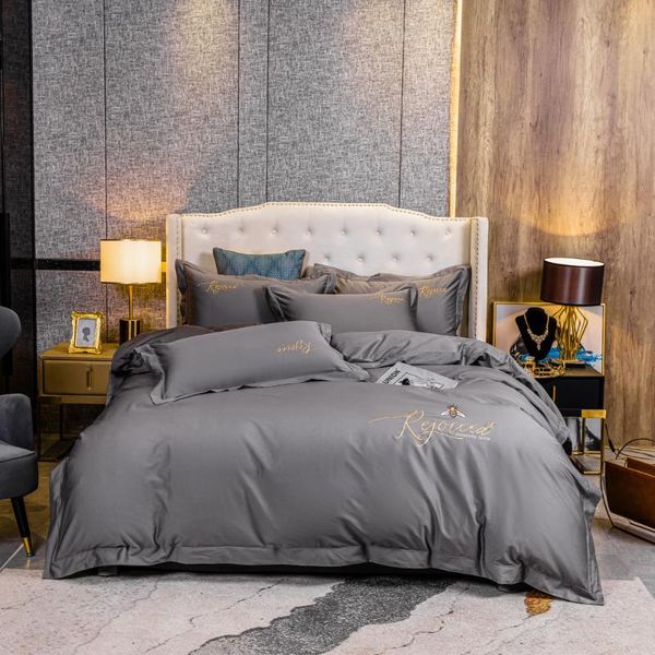 bedding sets 2021 four-piece light luxury cotton double household bed sheet quilt cover embroidered little bee fashion gray
bedding sets 2021 four-piece light luxury cotton double household bed sheet quilt cover embroidered little bee fashion gray